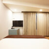 Club Deluxe - Image 8