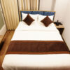 Deluxe Room with Balcony - Image 8
